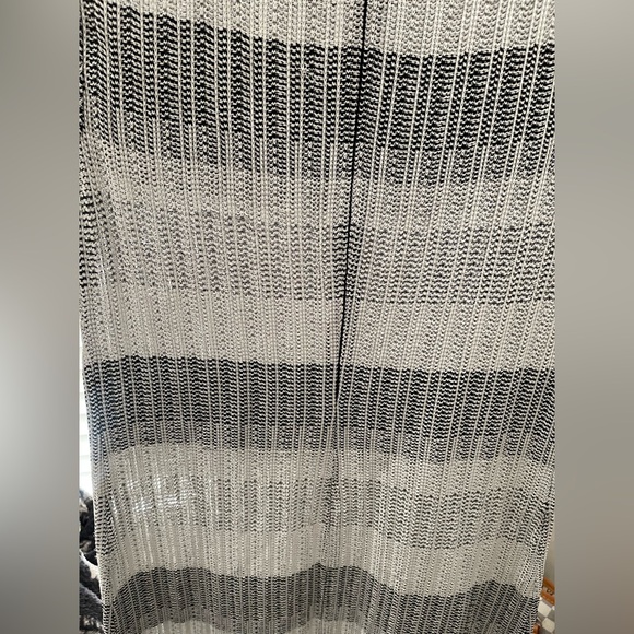 St. John Dress - Picture 4 of 5